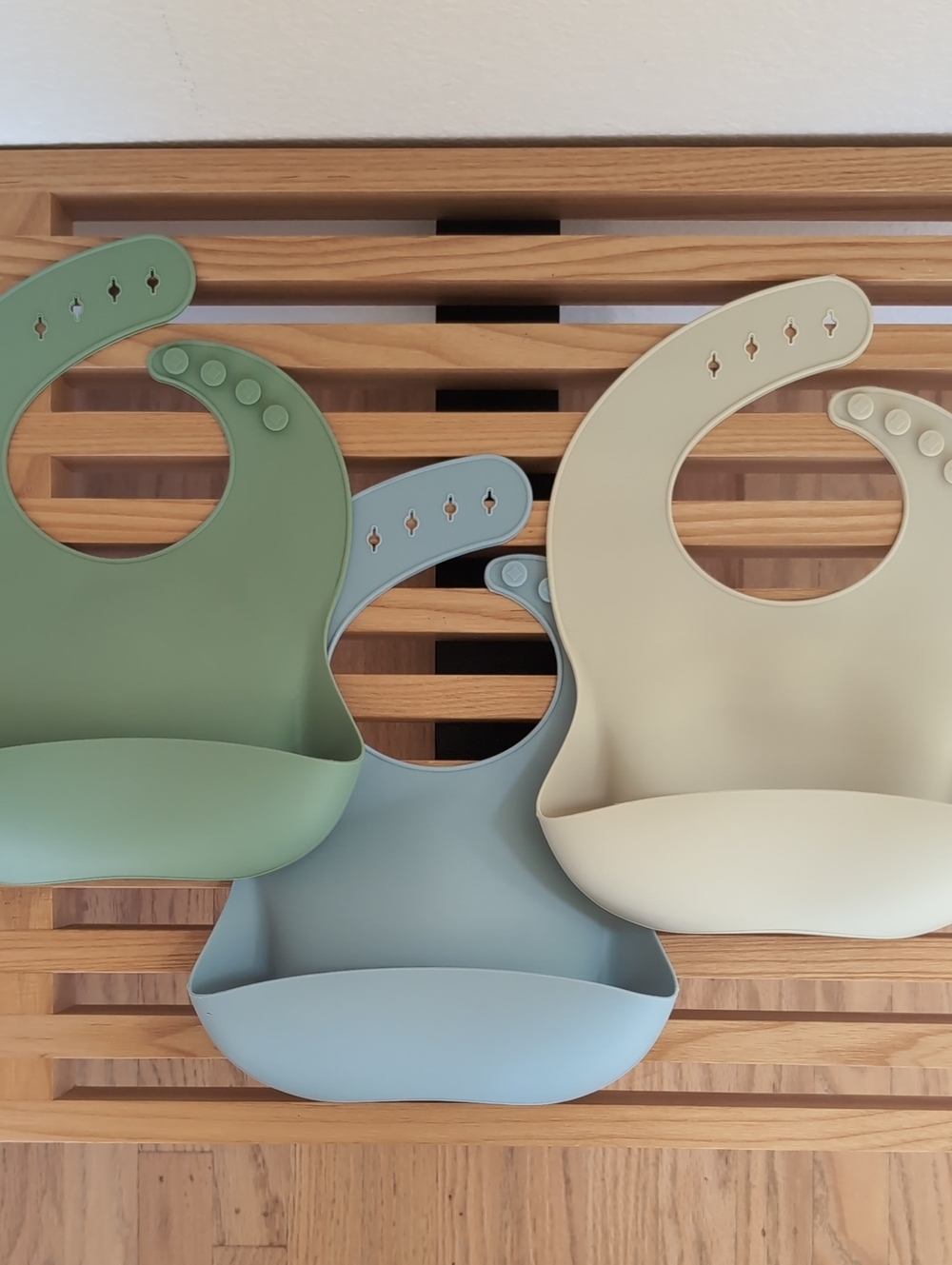 Silicone Baby Bib with Catcher Pocket - Green, Blue, Cream